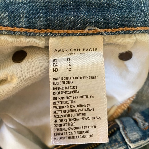 American Eagle Highest Rise 90s Boyfriend Jean Shorts, Size 12 - Picture 4 of 4